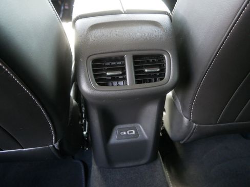 Certified 2023 Buick Envision Essence AWD/4WD image 18