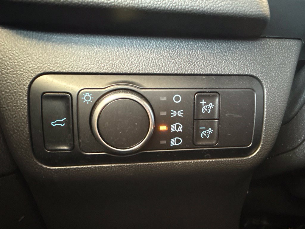 Used 2023 Ford Escape ST-Line w/ Tech Pack #1 AWD/4WD image 16