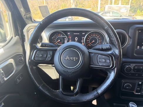 Used 2020 Jeep Gladiator Sport w/ Quick Order Package 24S image 14