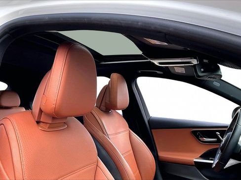 Used 2022 Mercedes-Benz C 300 Sedan image 15