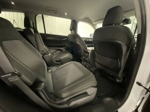 Used 2023 Jeep Grand Cherokee L Laredo image 20