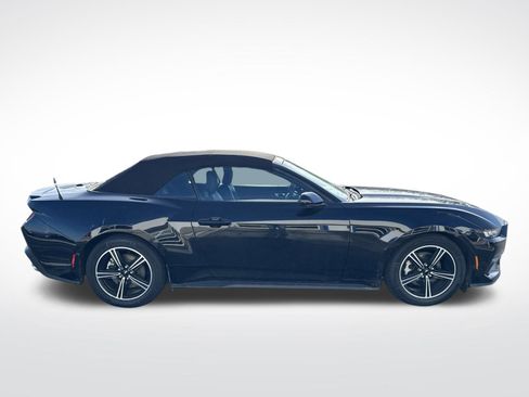 Used 2024 Ford Mustang Premium image 39