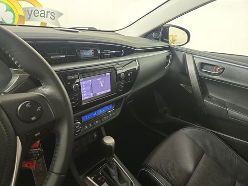 Used 2016 Toyota Corolla S FWD image 23