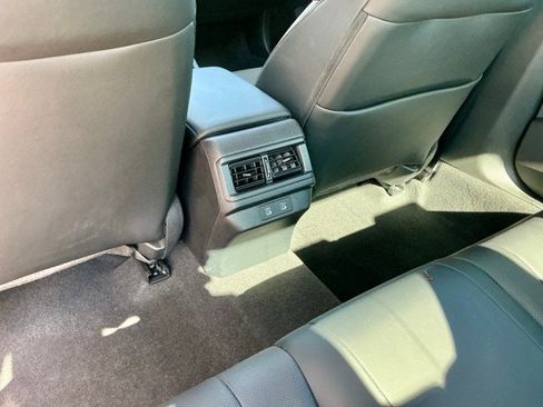 Used 2023 Honda Accord EX-L image 10