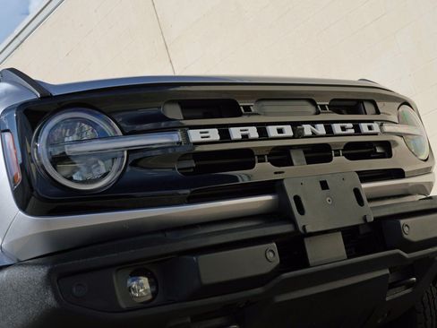 Used 2024 Ford Bronco Outer Banks AWD/4WD image 59