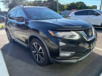 Used 2018 Nissan Rogue SL w/ Premium Package