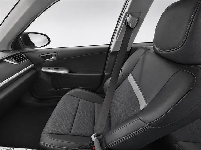Used 2012 Toyota Camry SE FWD image 13
