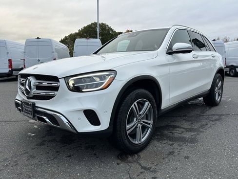 Certified 2022 Mercedes-Benz GLC 300 4MATIC image 3