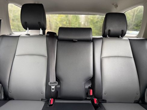 Used 2024 Toyota 4Runner SR5 Premium w/ Moonroof Package image 25