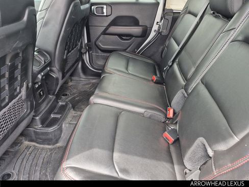 Used 2021 Jeep Wrangler Unlimited Rubicon AWD/4WD image 26