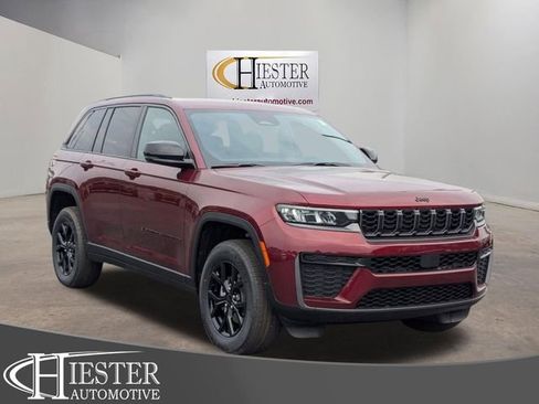 New 2026 Jeep Grand Cherokee 4WD image 1