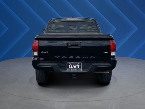 Used 2023 Toyota Tacoma SR AWD/4WD image 4