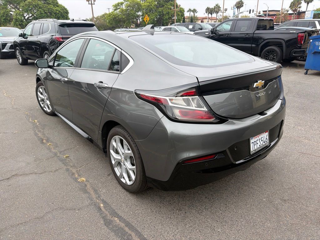 Certified 2016 Chevrolet Volt Premier w/ Driver Confidence Package FWD image 5