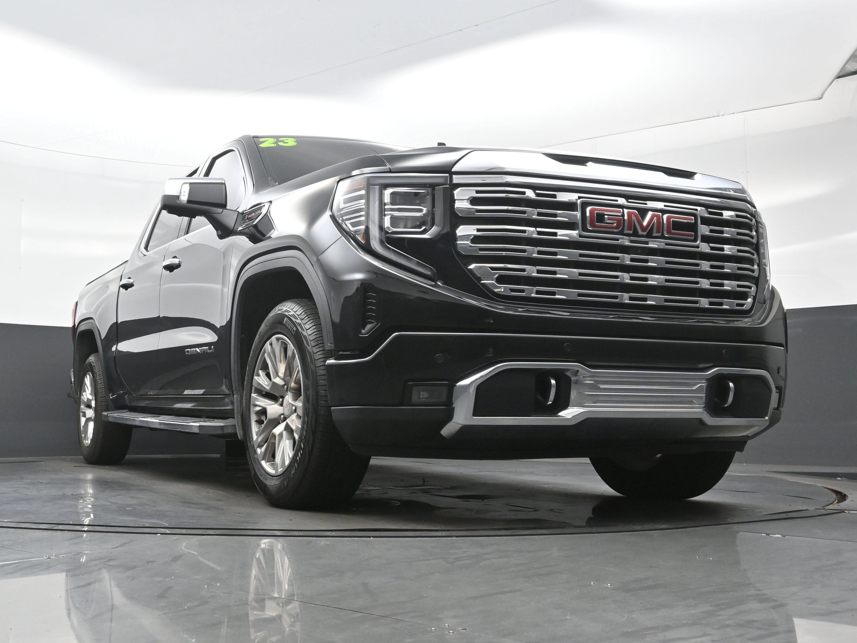 Used 2023 GMC Sierra 1500 Denali AWD/4WD image 36