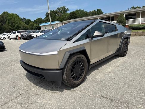 Used 2024 Tesla Cybertruck AWD Crew Cab image 1