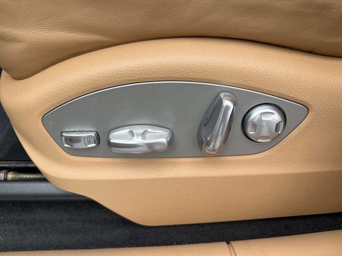 Used 2017 Porsche Macan S image 39