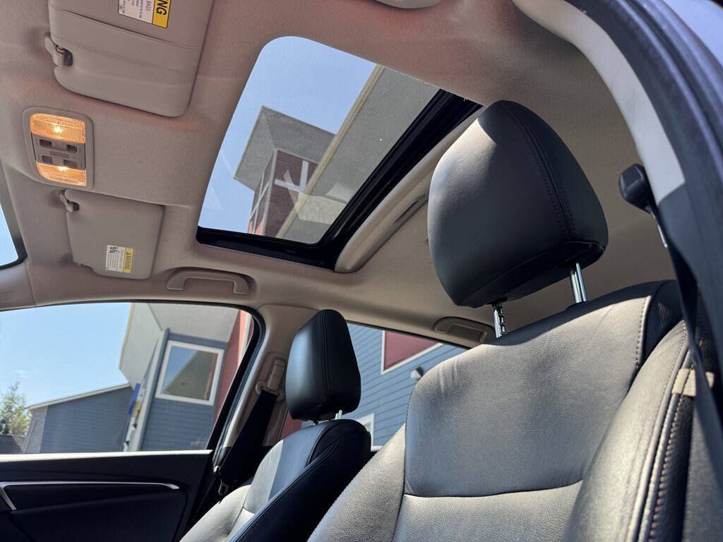 Used 2015 Honda Fit EX image 21