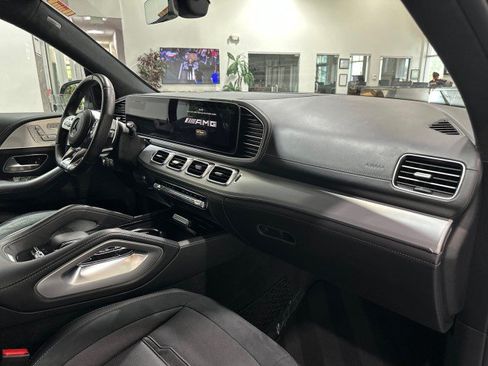 Used 2021 Mercedes-Benz GLS 63 AMG 4MATIC w/ Warmth & Comfort Package image 61