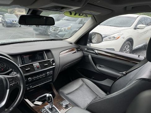 Used 2017 BMW X3 sDrive28i image 5