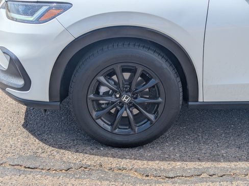Used 2024 Honda HR-V Sport image 9