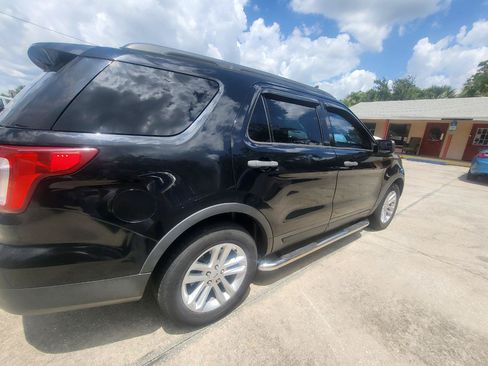 Used 2017 Ford Explorer FWD image 10