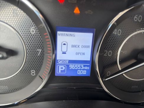 Used 2020 Nissan Armada Platinum w/ Captain's Chairs Package image 25