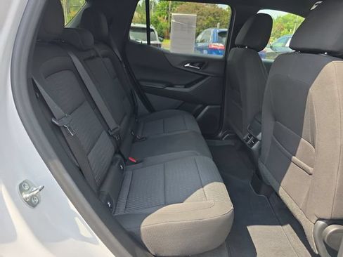 Used 2026 Chevrolet Equinox LT FWD image 14