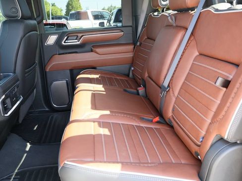 Used 2025 GMC Sierra 2500 Denali Ultimate AWD/4WD image 29