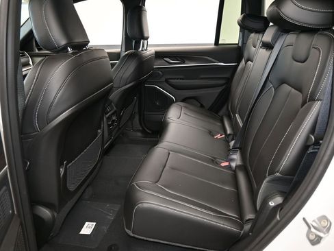 New 2026 Jeep Grand Cherokee Limited w/ Limited Altitude Package RWD image 29