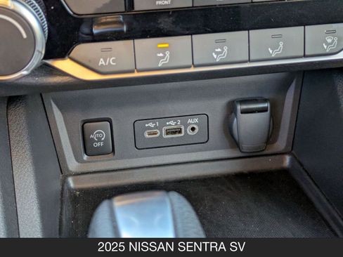 Used 2025 Nissan Sentra SV image 20