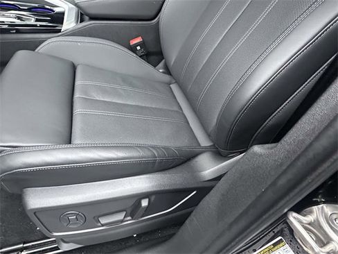 Certified 2025 Audi Q5 Premium Plus w/ Premium Plus image 21