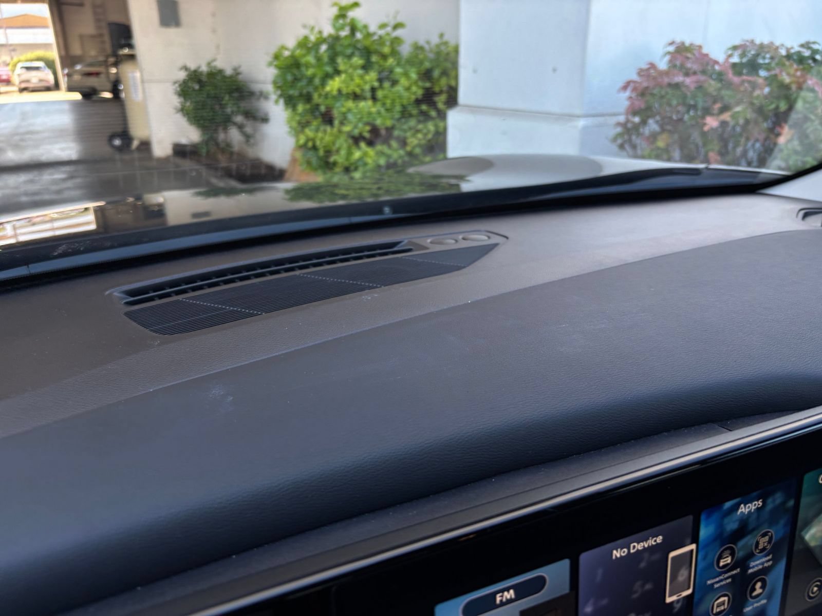 Used 2026 Nissan Kicks SR FWD image 16