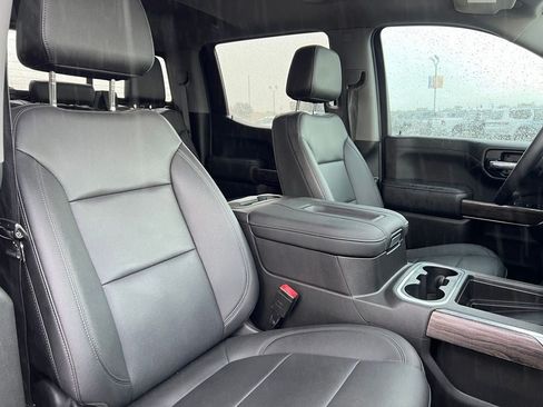 Used 2022 Chevrolet Silverado 1500 LTZ w/ LTZ Convenience Package II RWD image 18