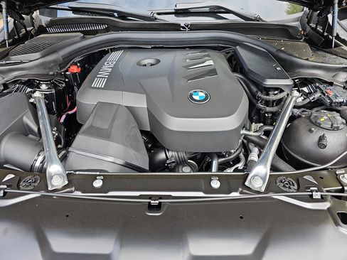 New 2026 BMW 530i w/ Executive Package RWD image 33