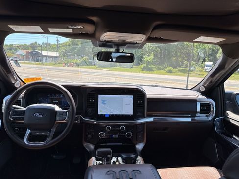 Used 2024 Ford F150 King Ranch w/ FX4 Off-Road Package image 10