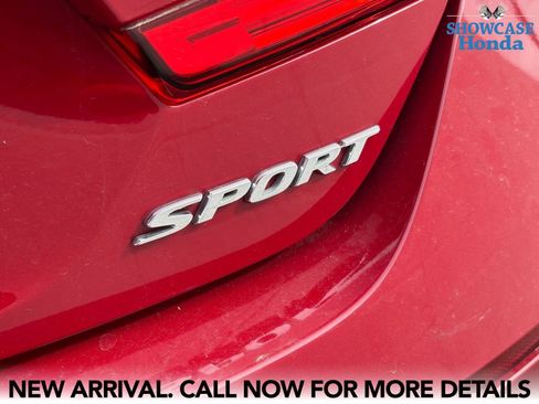 Used 2018 Honda Accord Sport image 13