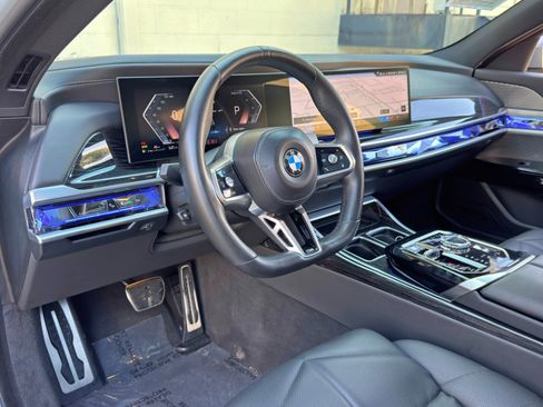 Used 2023 BMW 740i w/ Parking Assistance Package RWD image 14
