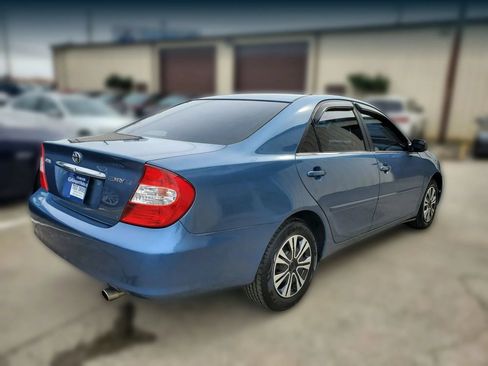 Used 2003 Toyota Camry LE FWD image 8