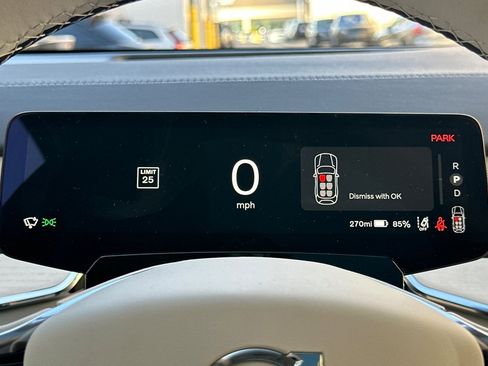 New 2025 Volvo EX90 Plus w/ Protection Package Premier image 29