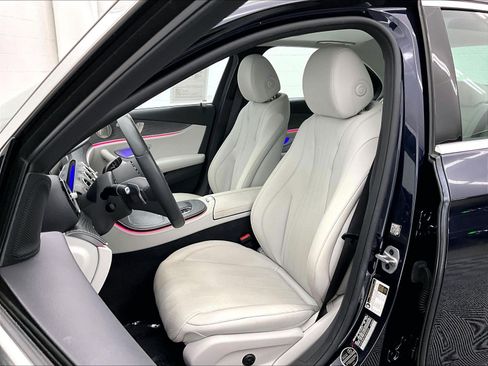 Used 2022 Mercedes-Benz E 350 Sedan image 16
