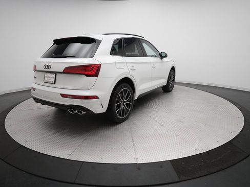 Used 2023 Audi SQ5 Premium Plus w/ Premium Plus Package image 38