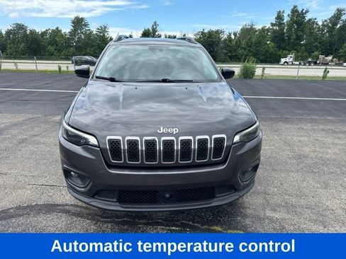 Used 2022 Jeep Cherokee Latitude Lux FWD image 3