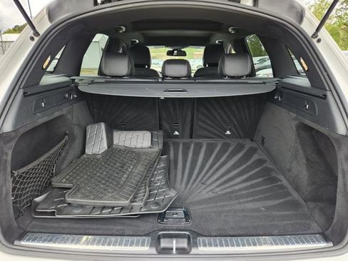 Used 2019 Mercedes-Benz GLC 300 4MATIC image 17