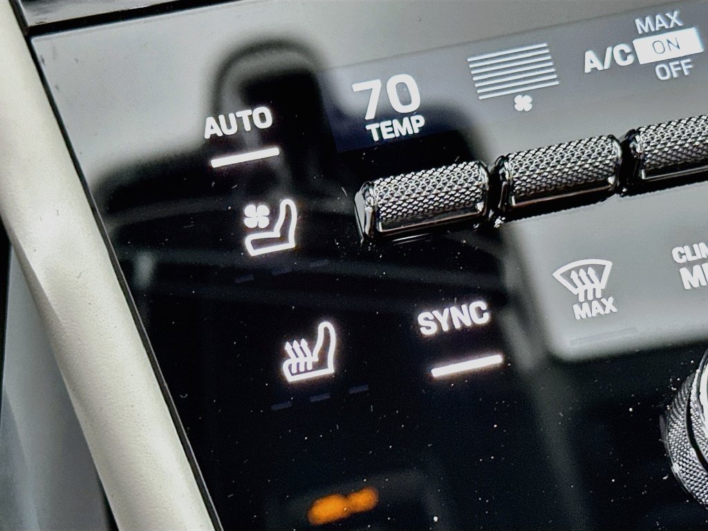 New 2026 Porsche Cayenne GTS AWD/4WD image 23
