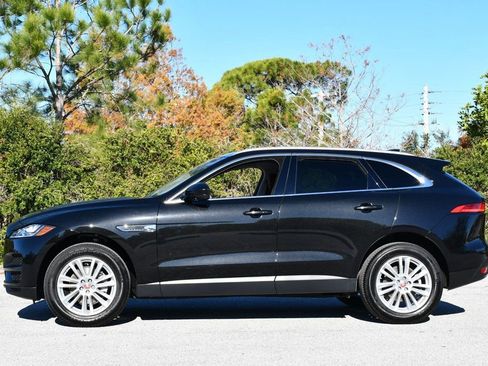Used 2018 Jaguar F-PACE Prestige image 28