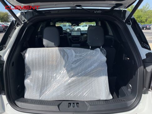 New 2025 Ford Explorer ST-Line w/ Premium Package image 28