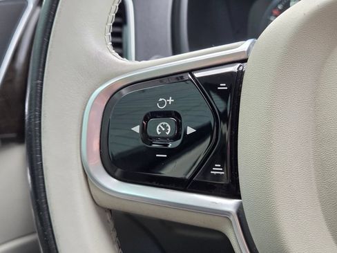 Used 2017 Volvo XC90 T8 Inscription w/ Vision Package AWD/4WD image 32