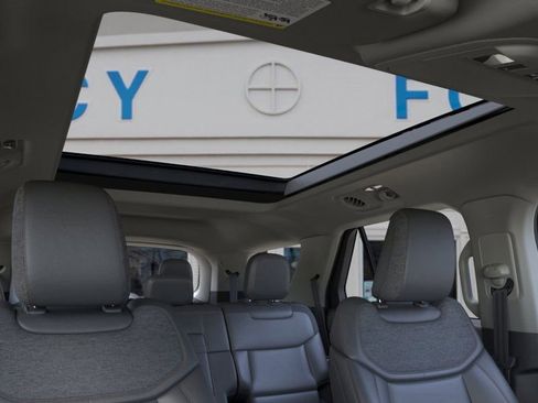 New 2026 Ford Explorer Active w/ Active Comfort Package image 22