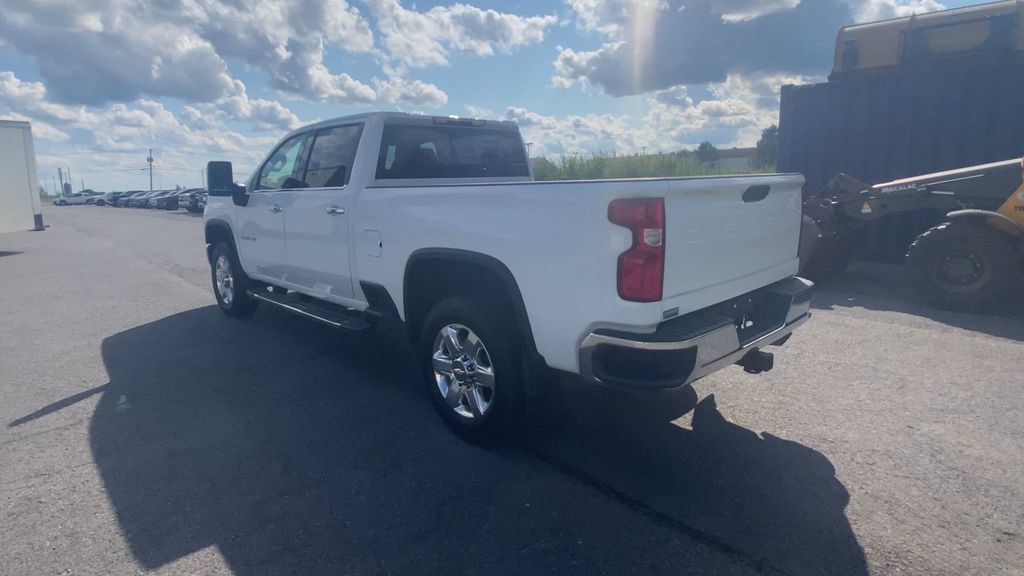 Used 2022 Chevrolet Silverado 2500 LTZ AWD/4WD image 7