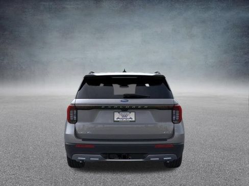 New 2026 Ford Explorer Active w/ Active Comfort Package AWD/4WD image 7